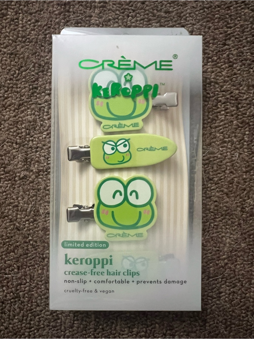 The creme shop keroppi hair clips set of 4